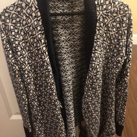 EUC RW & Co cardigan. Navy/white - Picture 3 of 3